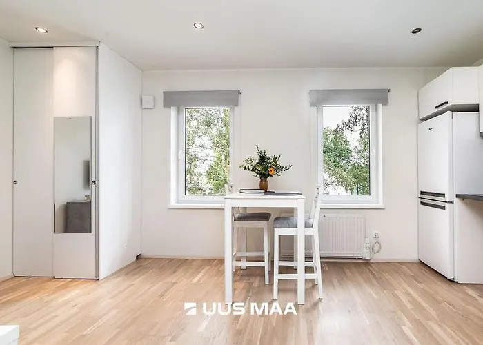 Near Center, Free Parking Apartment *